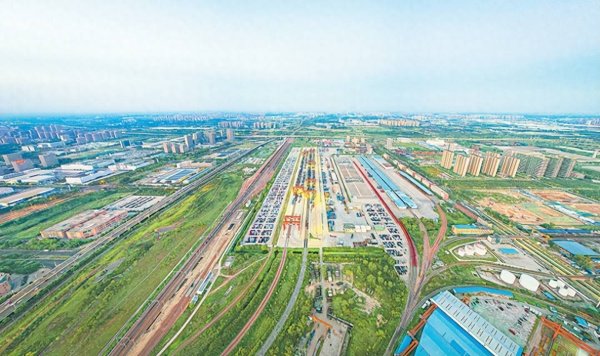 壹资网 货运量、人员流动量实现“双增” 郑州交通运输发展脉动强劲